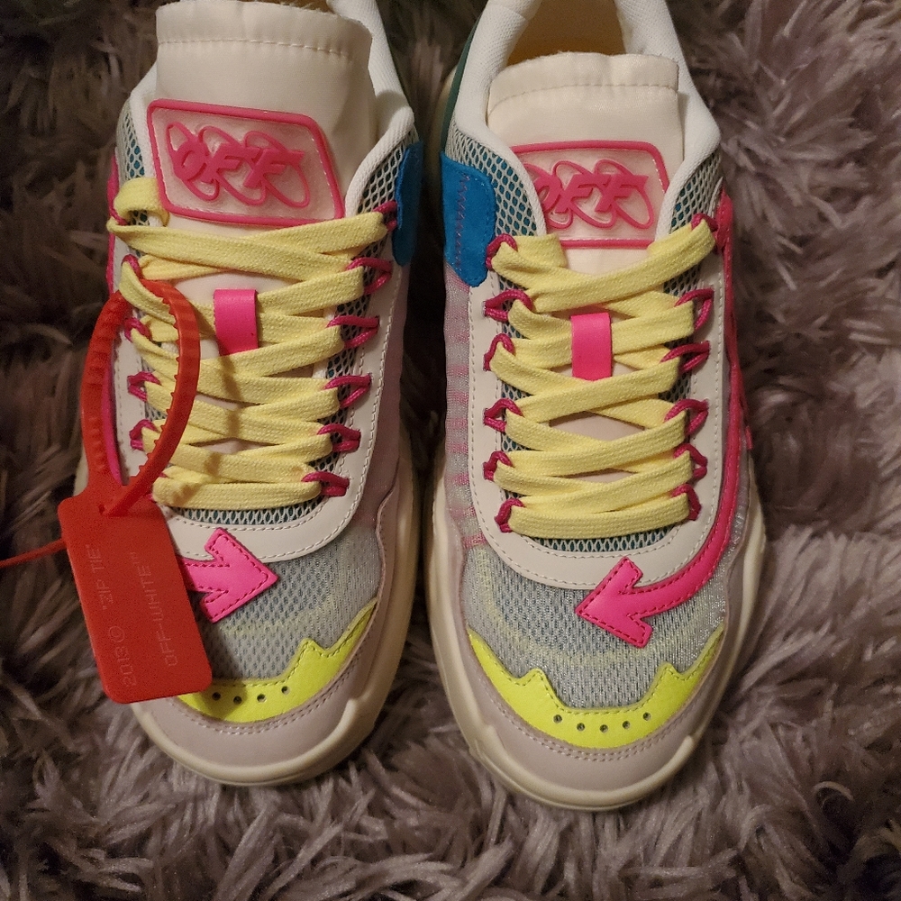 Authentic off white odsy 1000